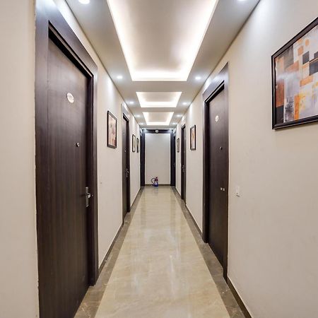 Super Townhouse The Royal Casa Hotel Ghaziabad Buitenkant foto
