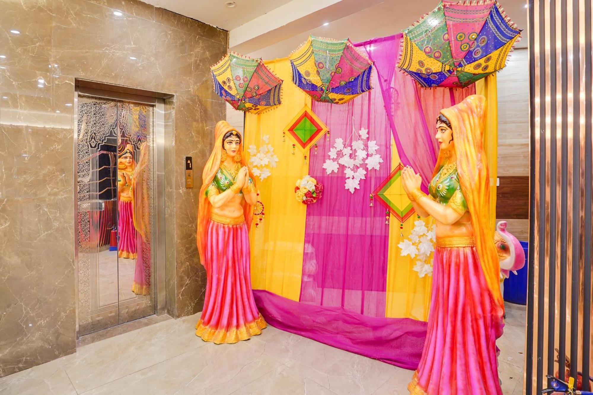 Super Townhouse The Royal Casa Hotel Ghaziabad Buitenkant foto